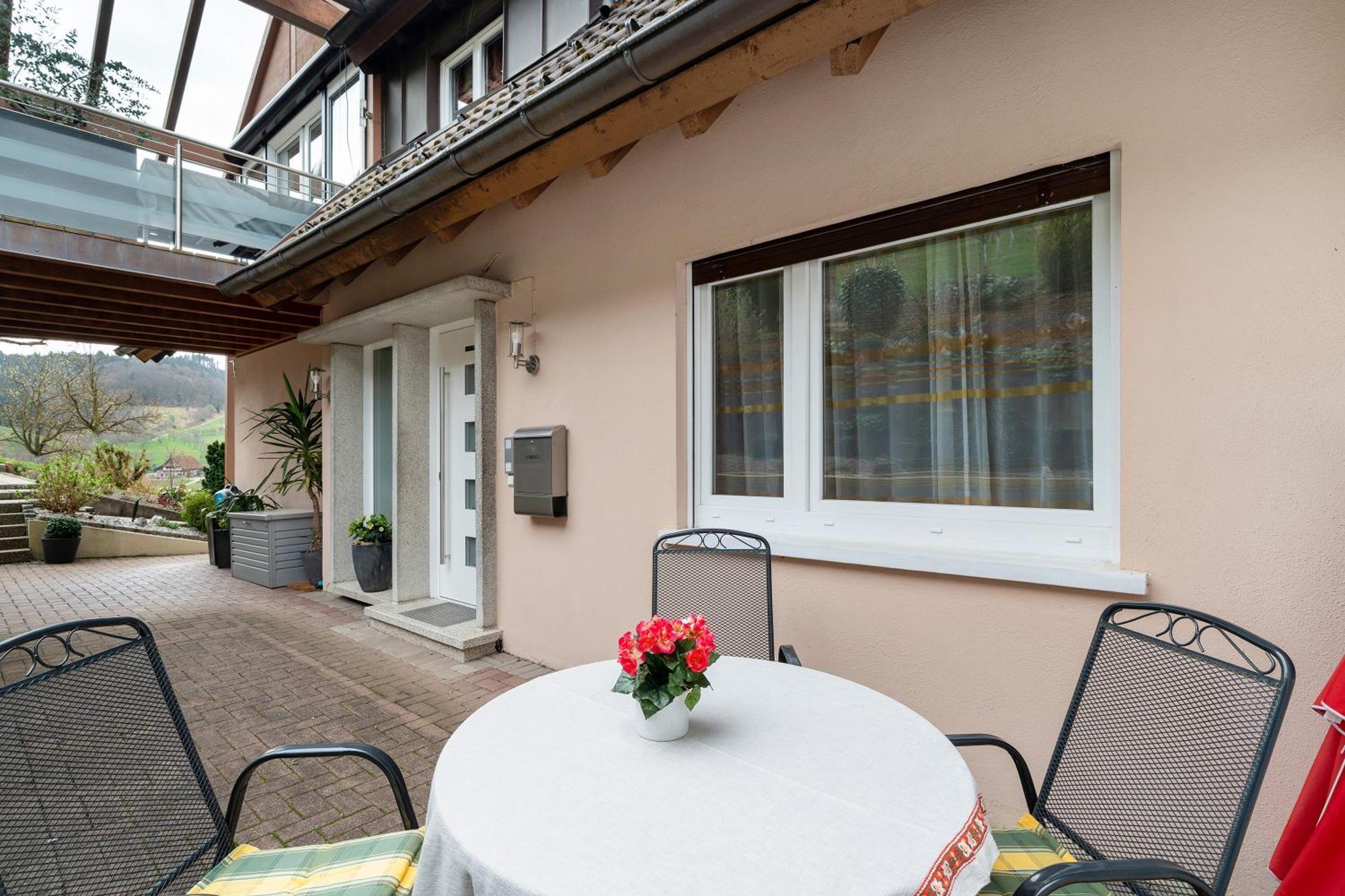 דירות Ottenhofen im Schwarzwald Haus Am Schroffen מראה חיצוני תמונה